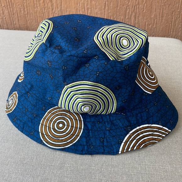 Bucket hat from South Africa - Picture 3 of 6